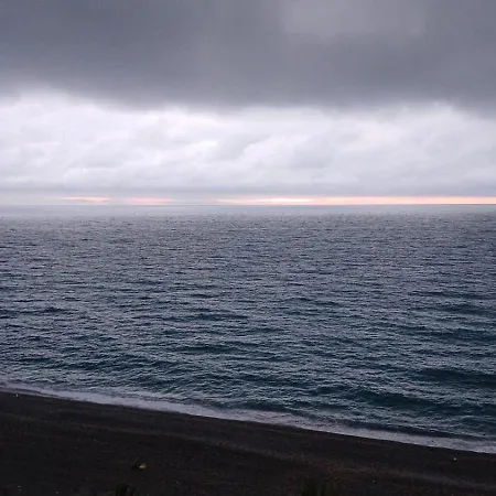 Appartamento Blu , 10 Mt From Sea , One Parking Gratuito Free *