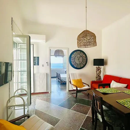 Blu , 10 Mt From Sea , One Parking Gratuito Free Apartment